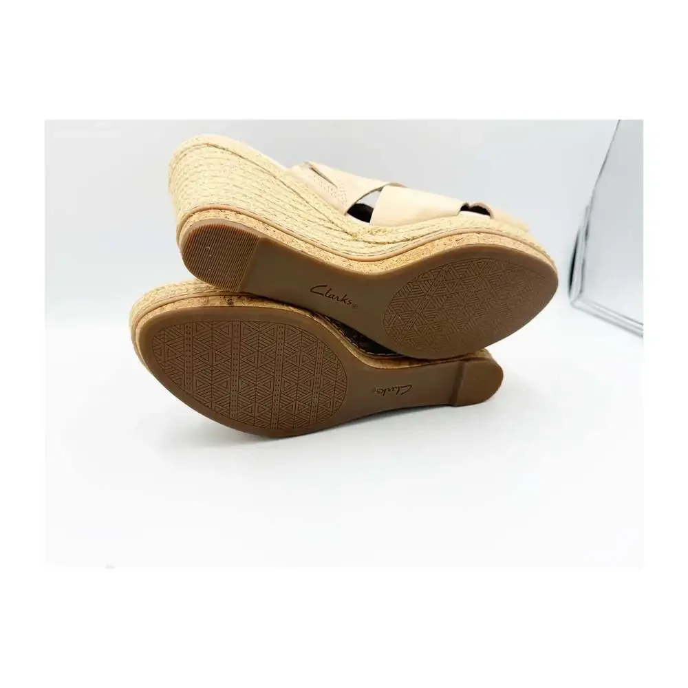 Clarks - Picture 5 of 7